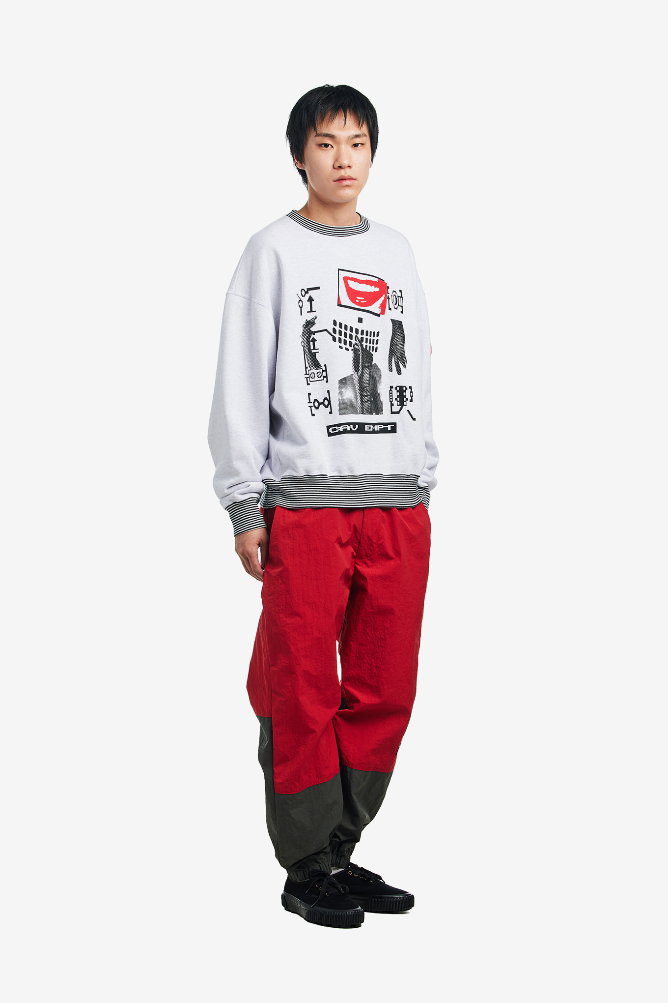 LIPS DISPLAY CREW NECK-CAV EMPT-145000 | 웍스아웃
