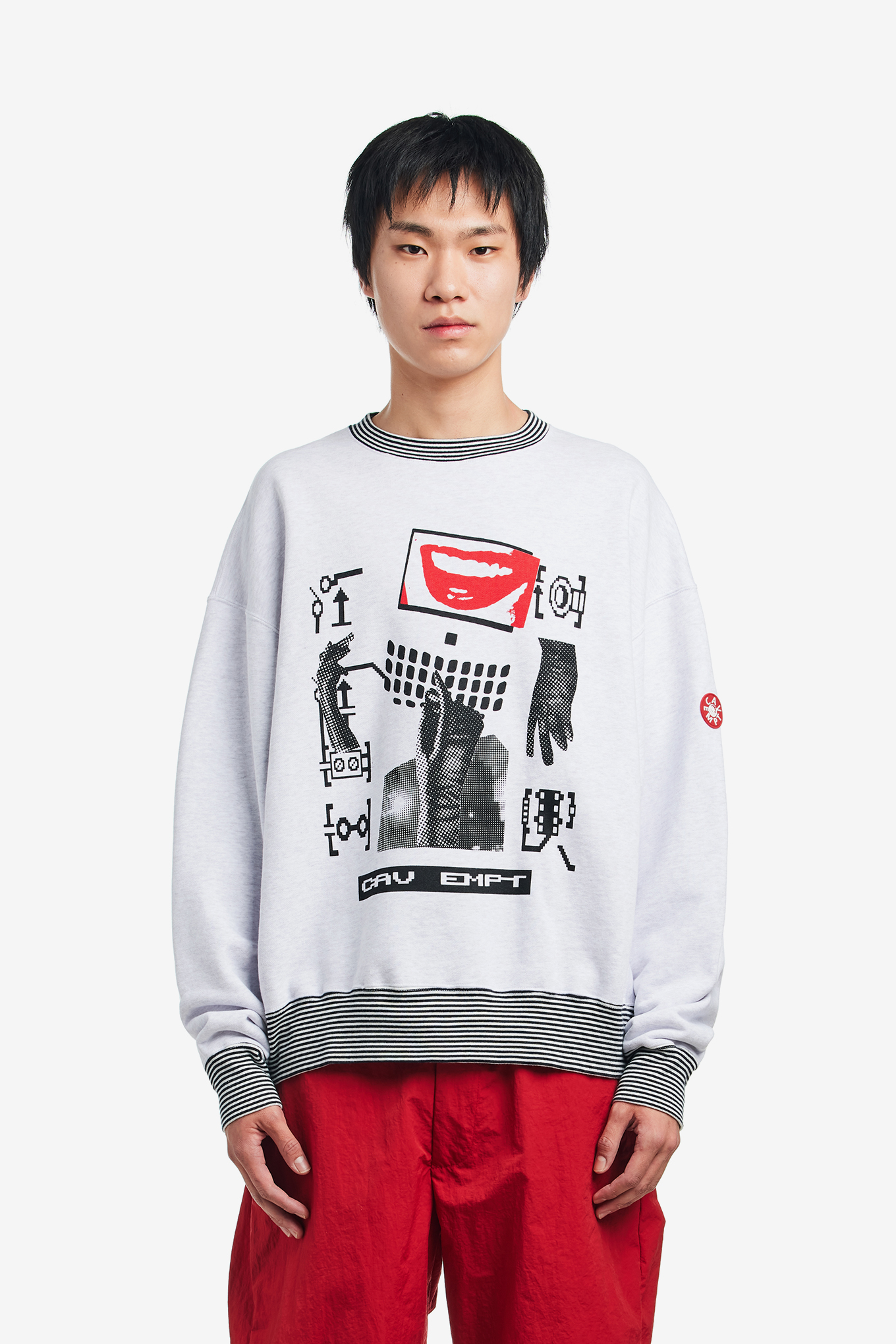 LIPS DISPLAY CREW NECK-CAV EMPT-290000 | 웍스아웃