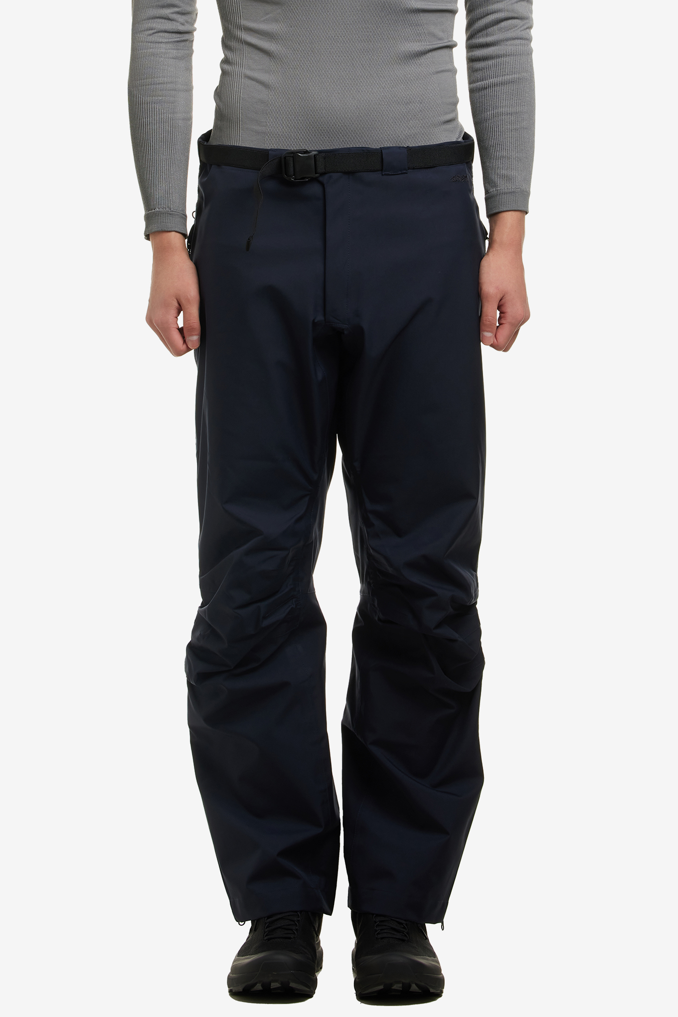 GR10k arc pants ネイビー 46 gore-tex イタリア製 GR10k arc pants ネイビー 46 gore-tex イタリア製
