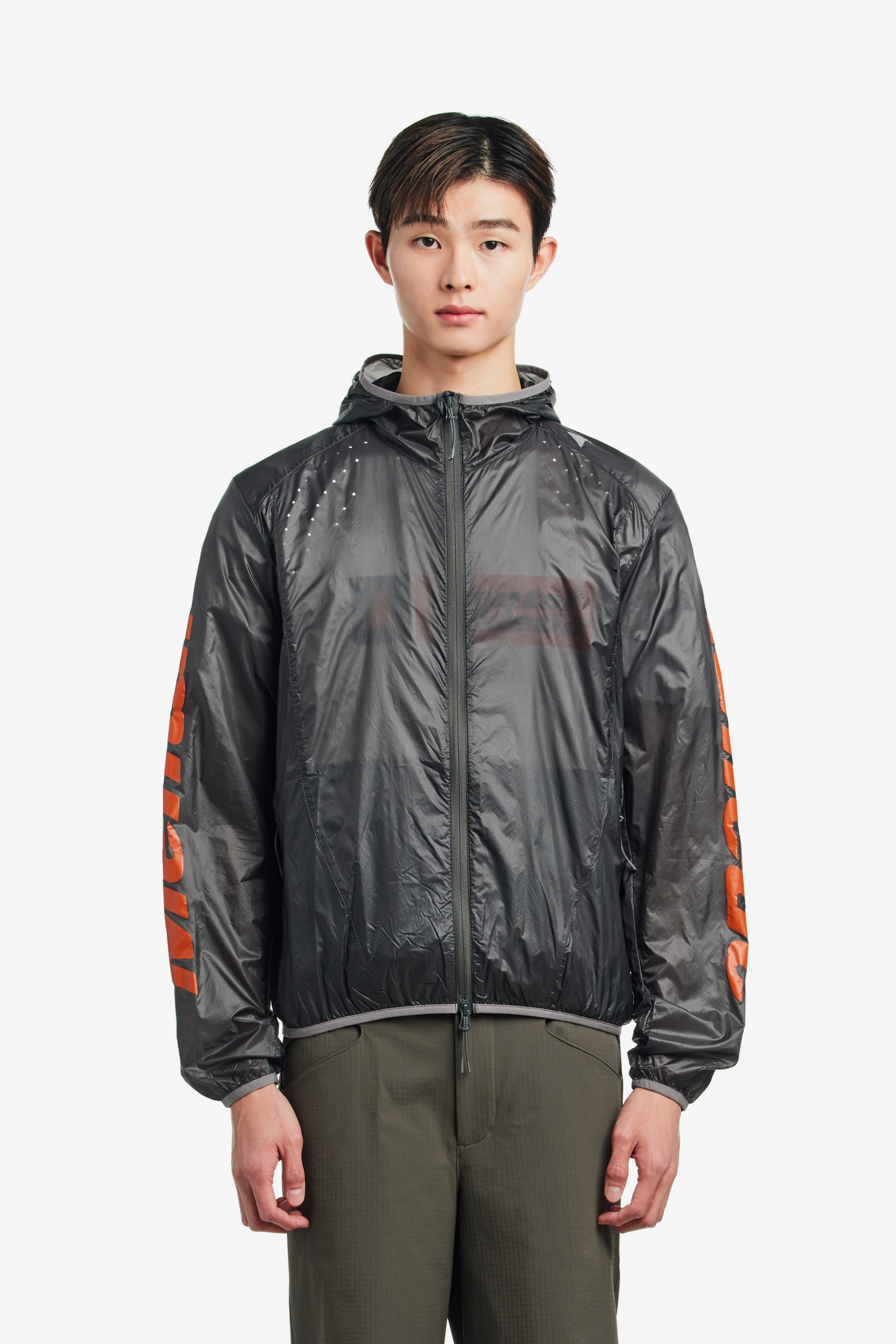 ウォーキング・ランニングウェア ROA Hue Packable Wind Jacket - Grey ROA Hue Packable Wind Jacket | RBMW0538FA355-GRY0001 | AFEW STORE