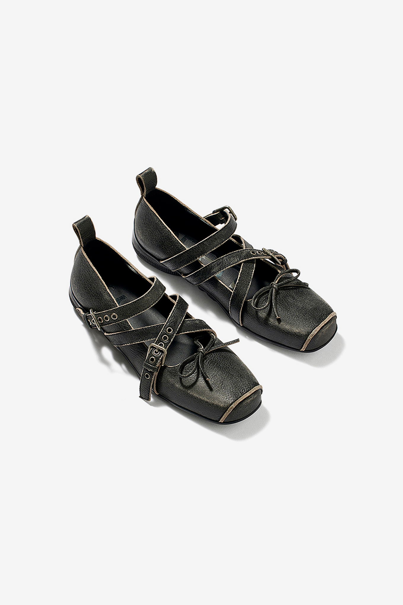 OPEN YY-CROSS BUCKLE BALLET FLATS 230300 | 웍스아웃