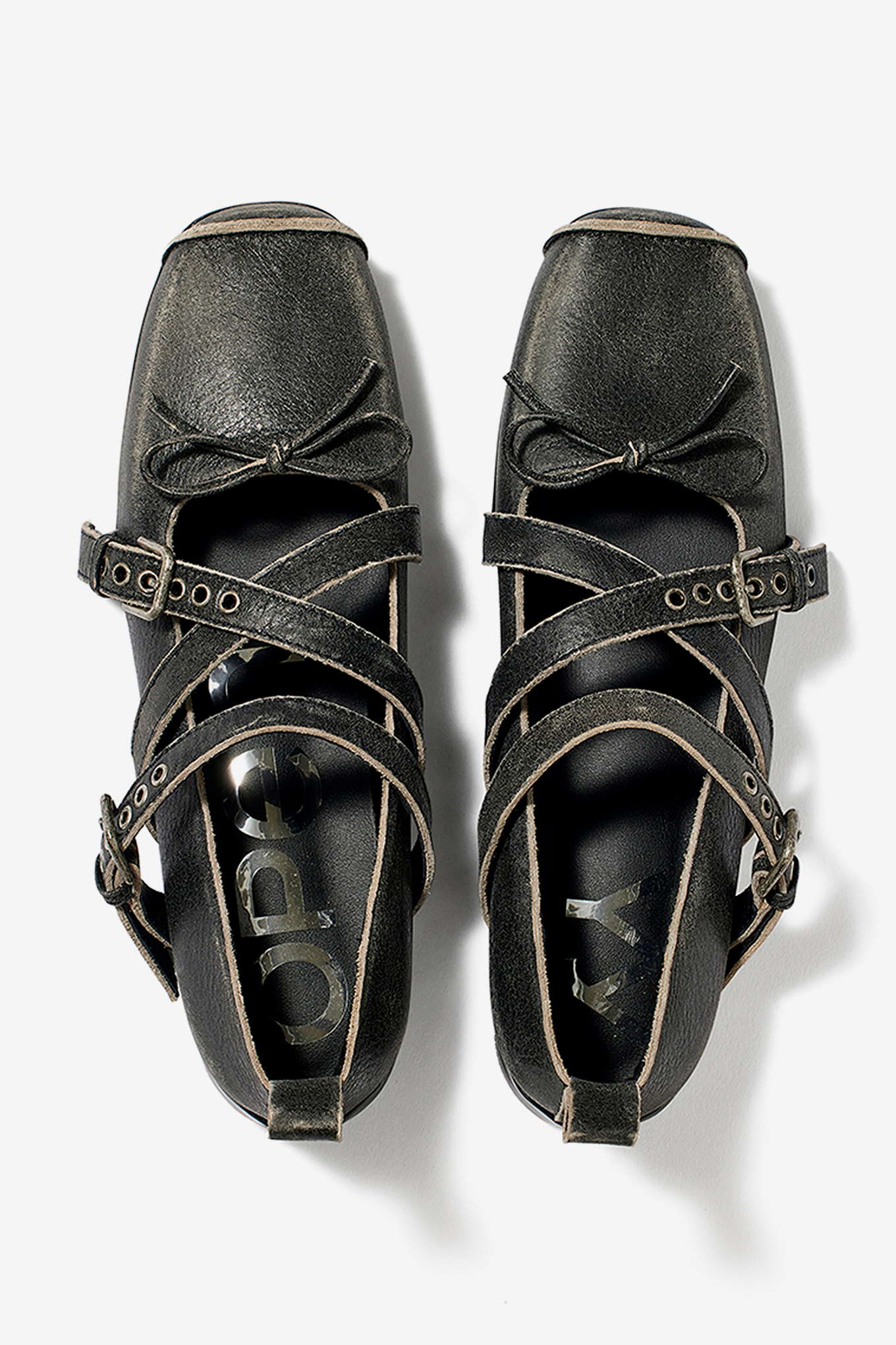 OPEN YY-CROSS BUCKLE BALLET FLATS 230300 | 웍스아웃