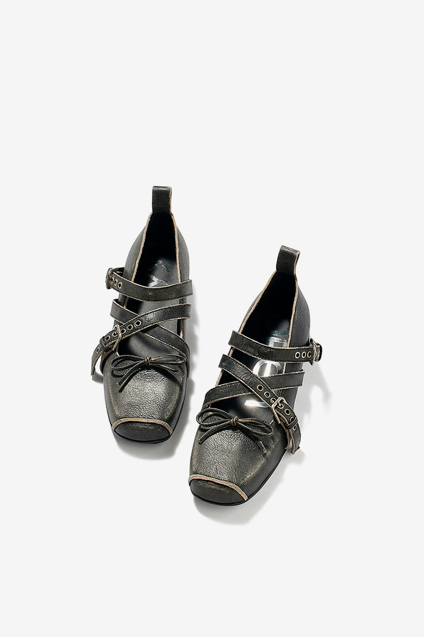 大人気 【OPEN YY】CROSS BUCKLE BALLET FLATS ●送料・関税込● OPEN YY